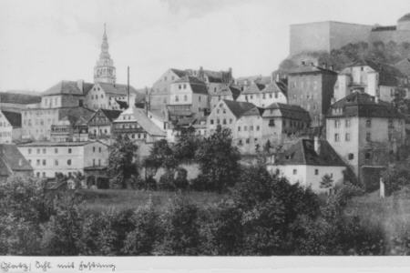 Stadt mit Festung